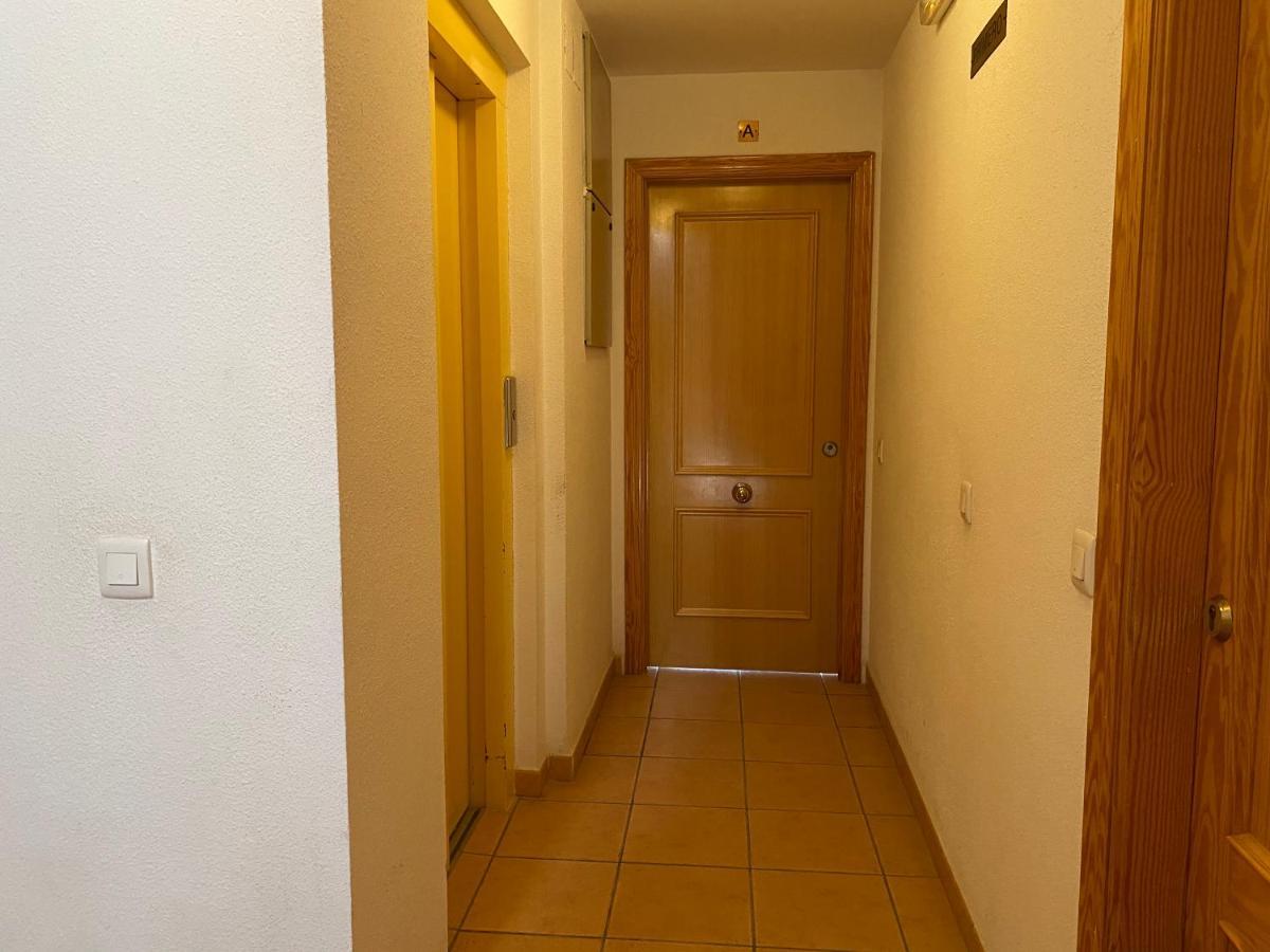 Apartamento In Front Of The Beach Primera Linea De Playa فيياخويوسا المظهر الخارجي الصورة